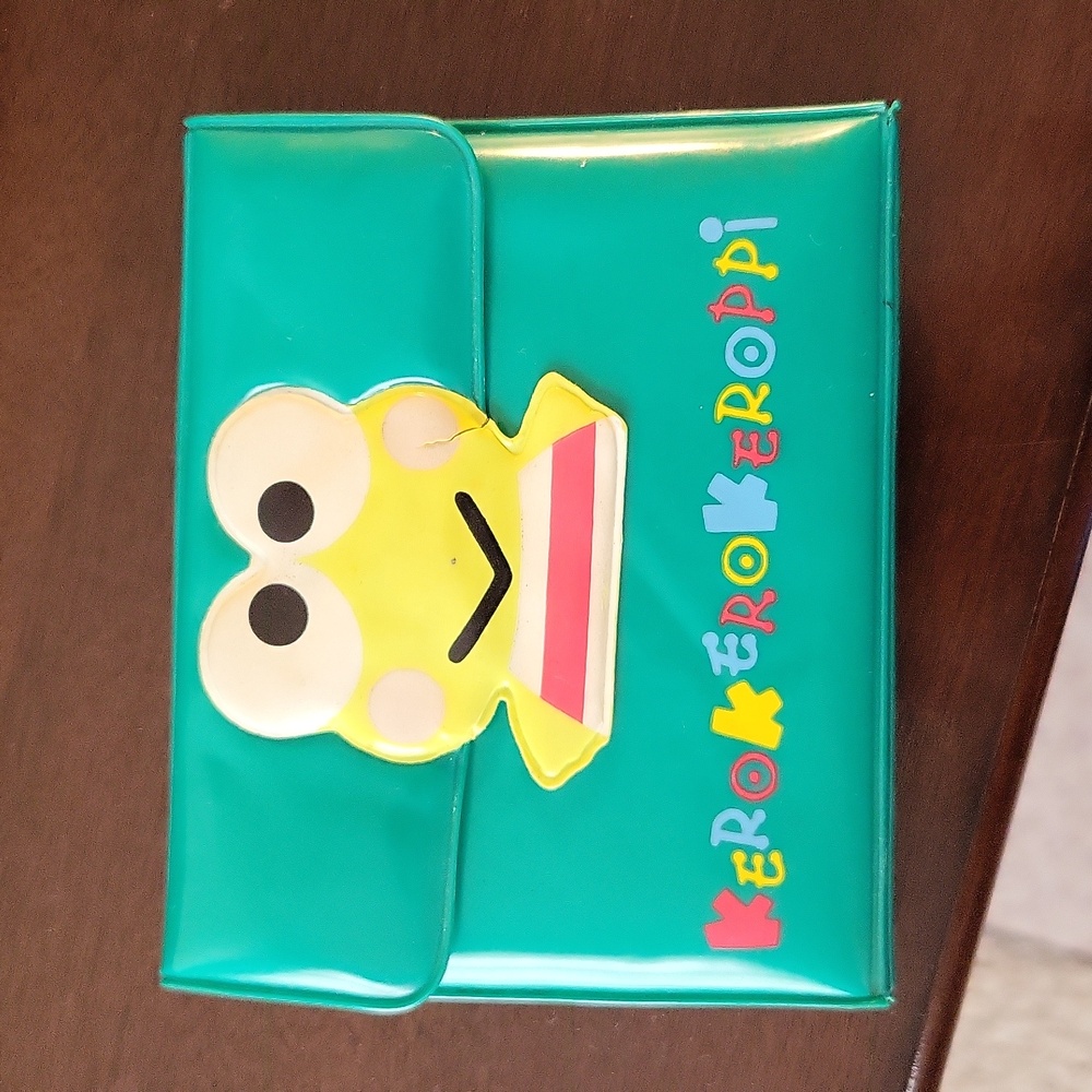 RARE vintage Sanrio Kero Kero Keroppi Wallet
